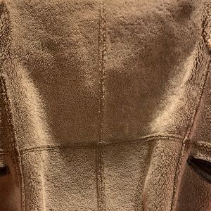Woman’s Shearling coat size medium